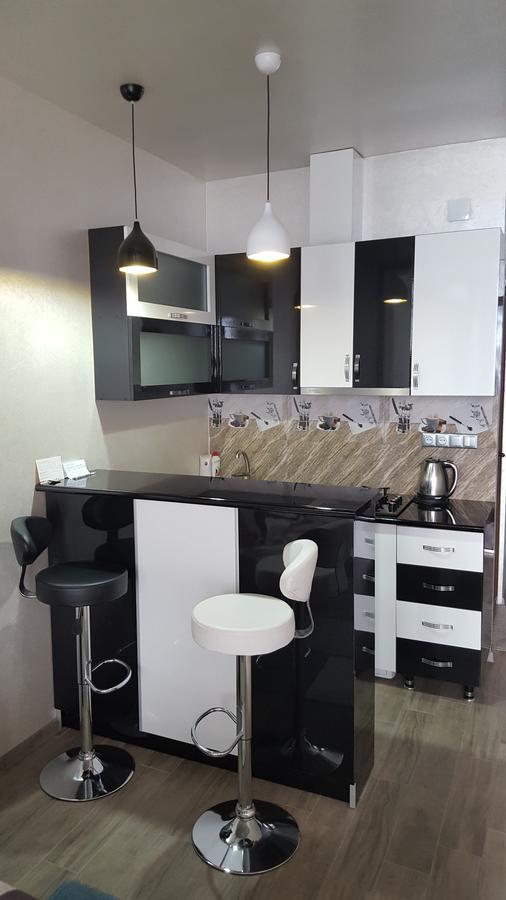 Roini Apartment Batumi Esterno foto